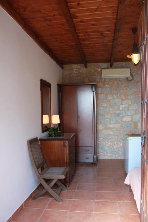 Lalloudes Seaside Accommodation Exo Nimfion Room photo